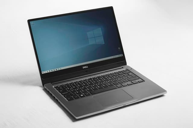 HP Victus 15 Gaming Laptop (Core i5 13th Gen, RTX 3050 6GB, 16GB RAM, 512GB SSD)